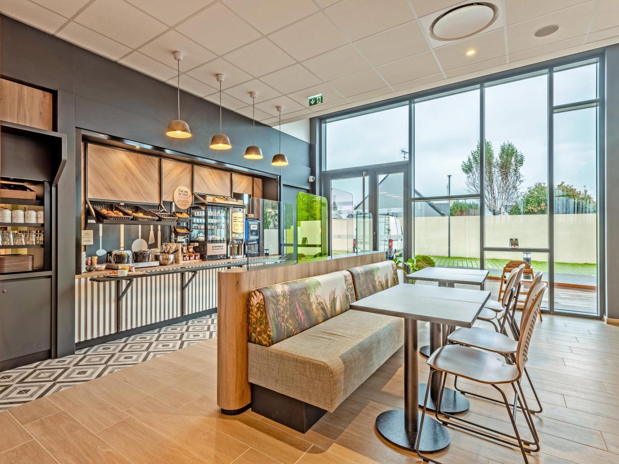 Hotel Brest Porte De 3*